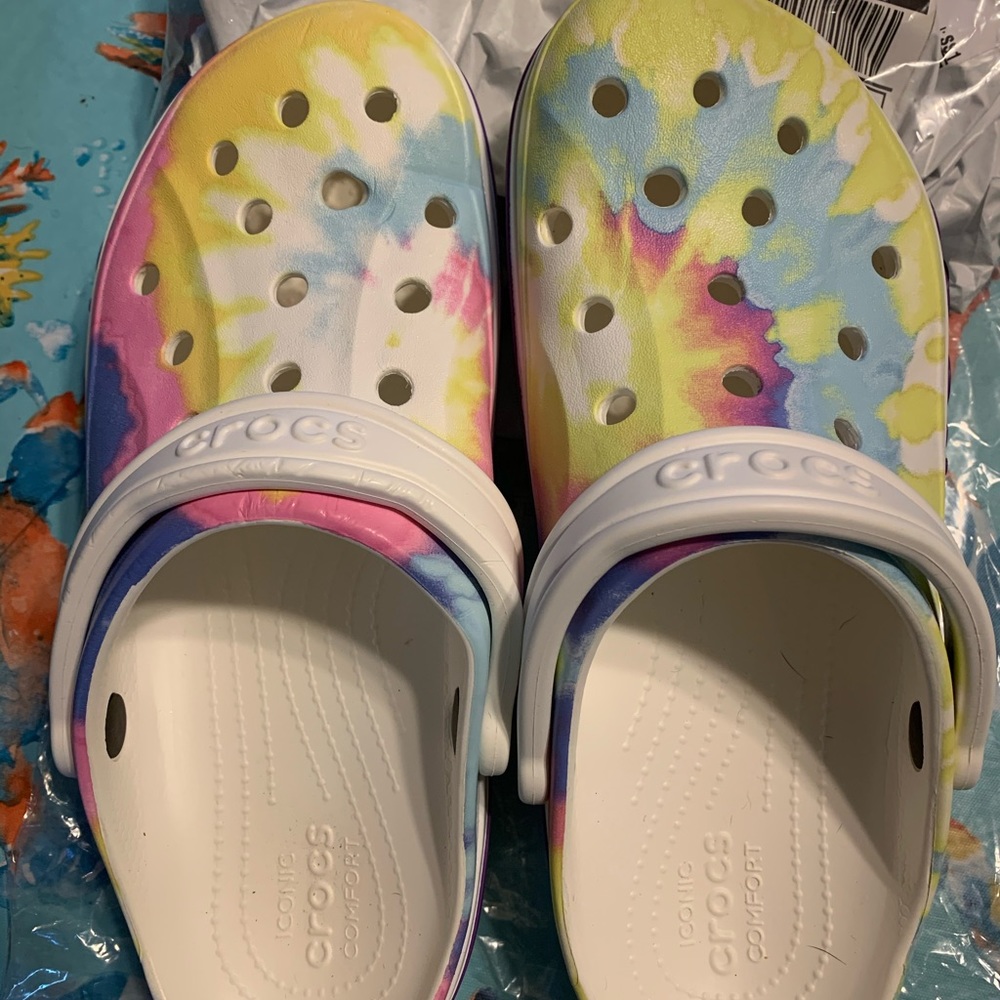 Crocs